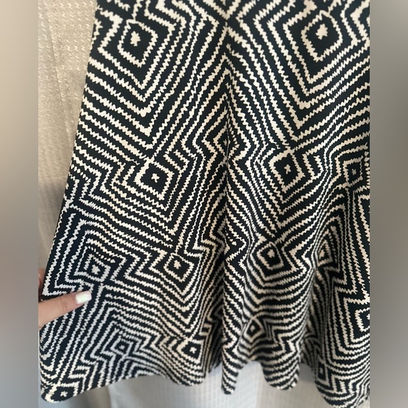 Women’s MICHAEL Michael Kors Black White A Line Swing Dress Size Medium. - Picture 2 of 7